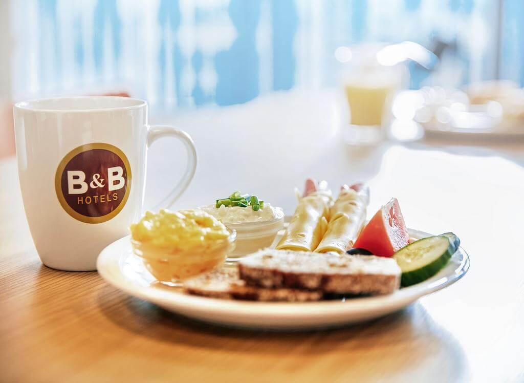 Breafkfast in B&B Hotel